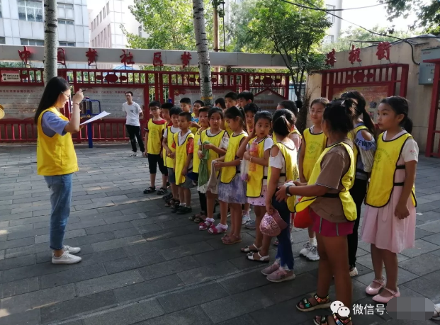 肖家营社区：爱我家园社区清扫活动